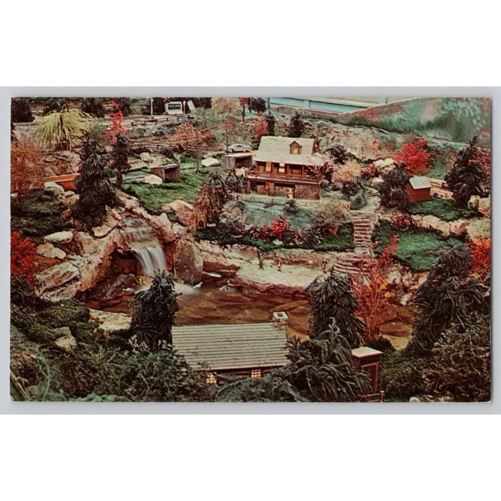 POSTCARD Shartlesville Pennsylvania Roadside America Miniature Village c1960s